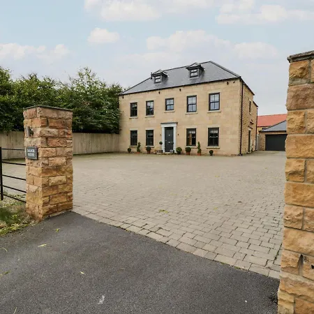 بيت للعطل Seamer Manor House